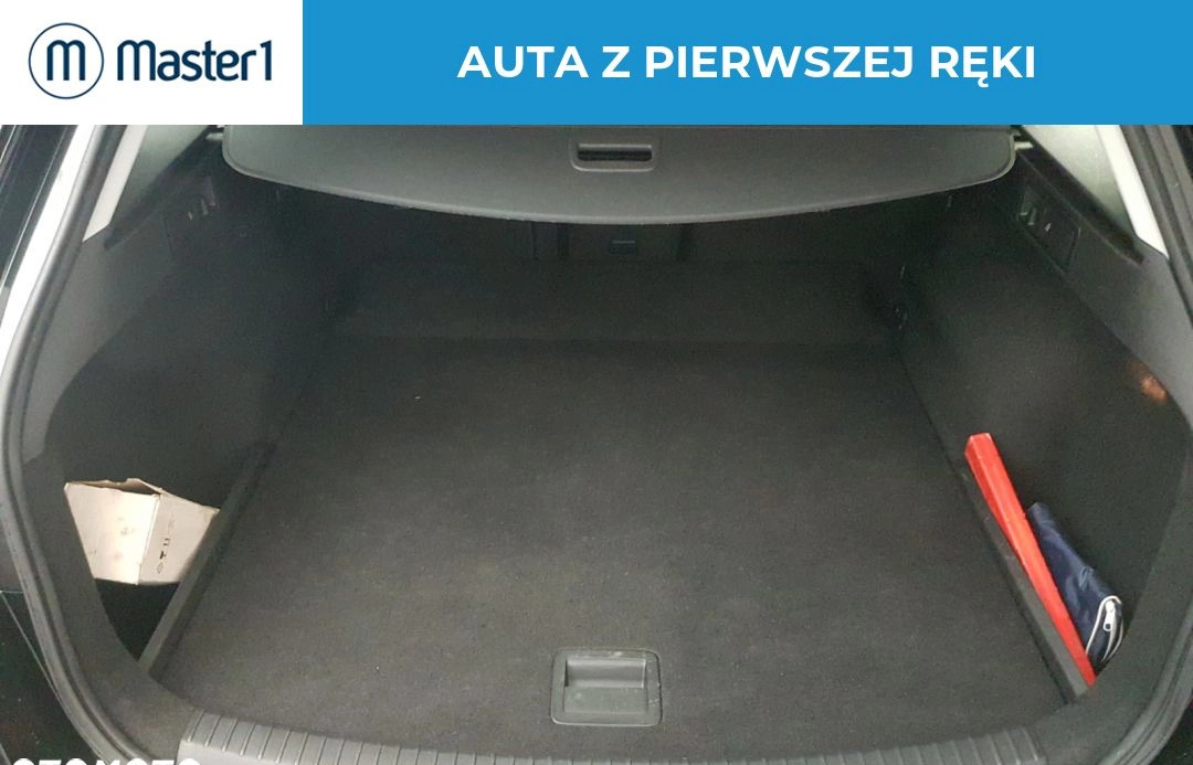 Seat Leon cena 53850 przebieg: 135155, rok produkcji 2019 z Międzychód małe 191